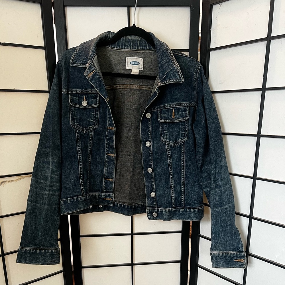 Classic Old Navy women’s jean jacket